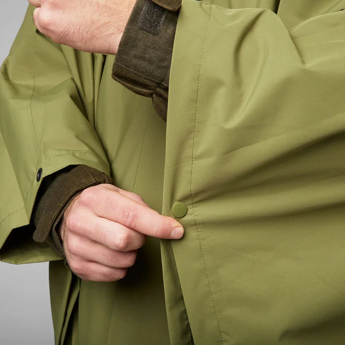 2023 Seeland Taxus Rain Poncho 1002189 - Martini Olive 7 2023 Seeland Taxus Rain Poncho 1002189 - Martini Olive - Image 5